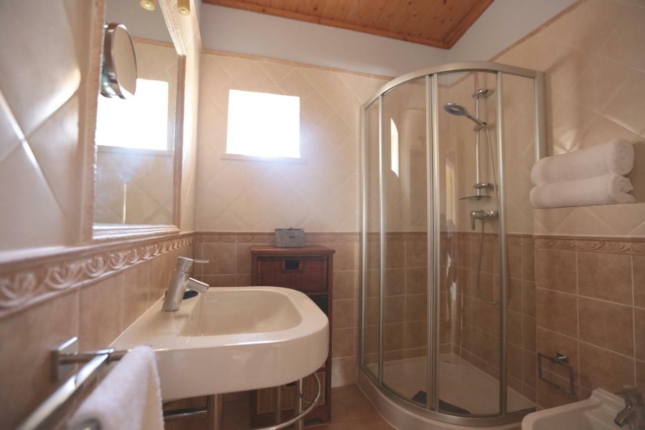 Quinta Do Pinheiro Manso - Holidays Villa - Marinha Beach Карвоейру Экстерьер фото